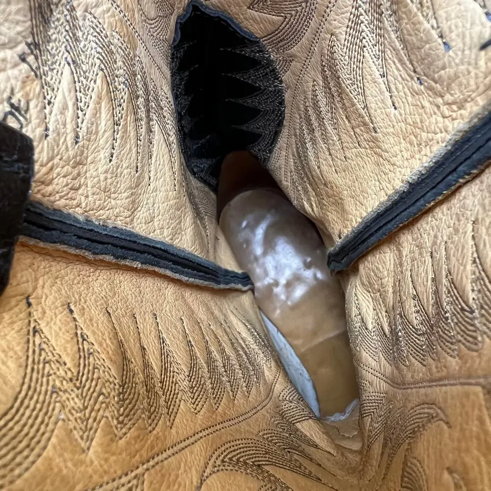 Vintage Tony Lama gray textured leather almond toe cowboy boots 8 1/2 D